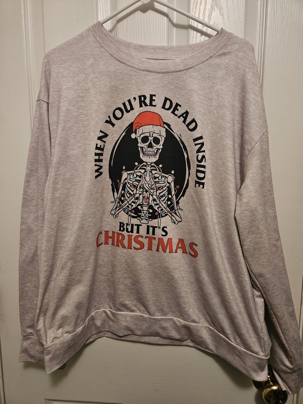 🥳 2 Items / $20 🥳 Light Gray Christmas Skeleton Sweatshirt